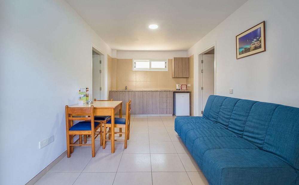 Green Bungalows Hotel Apartments Αγία Νάπα Εξωτερικό φωτογραφία