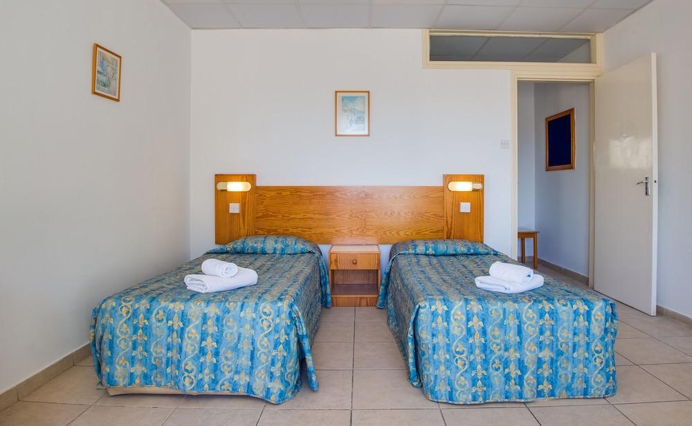 Green Bungalows Hotel Apartments Αγία Νάπα Εξωτερικό φωτογραφία