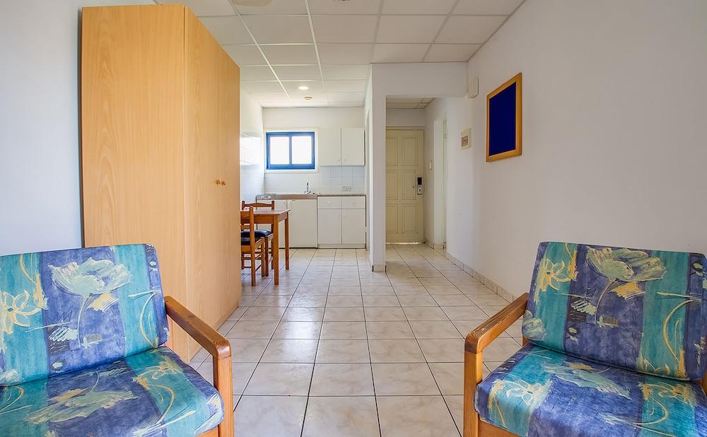 Green Bungalows Hotel Apartments Αγία Νάπα Εξωτερικό φωτογραφία